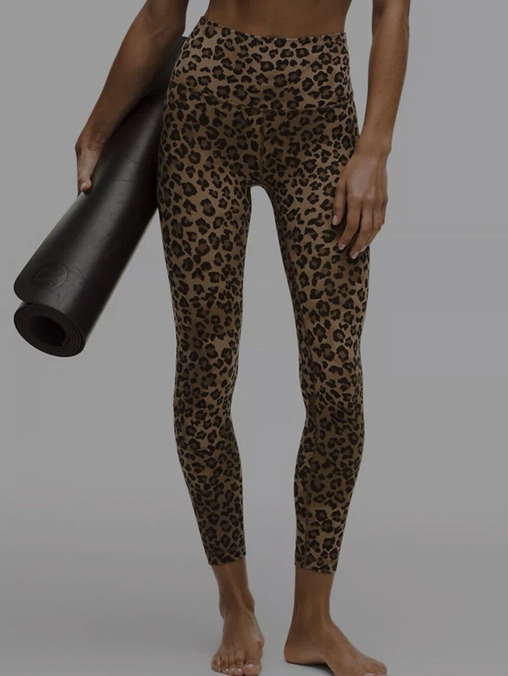 🐆🐆LULU LEMON: Rare Leopard Aligns (8") 🐆🐆 Drop an offer before they’re gone.